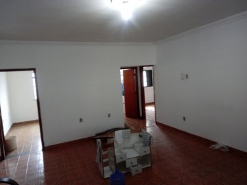 Casa - Aluguel - Residencial So Luiz - Valinhos - SP